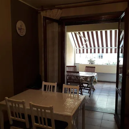 With Terrace Apartamento Viareggio